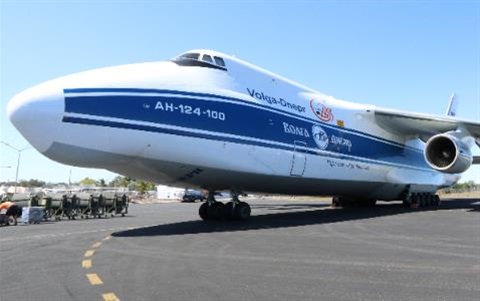 Antonov-parked-at-Rockhampton-Airport.jpg